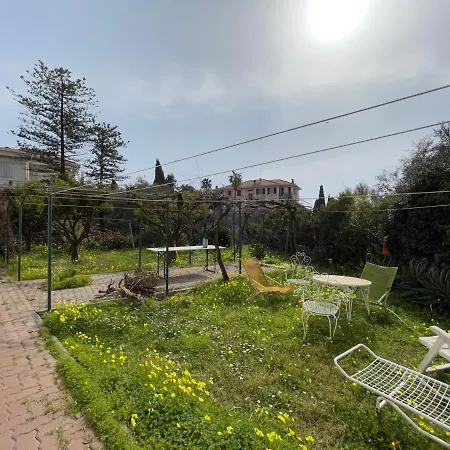 Apartment Il Giardino Degli Ulivi Imperia